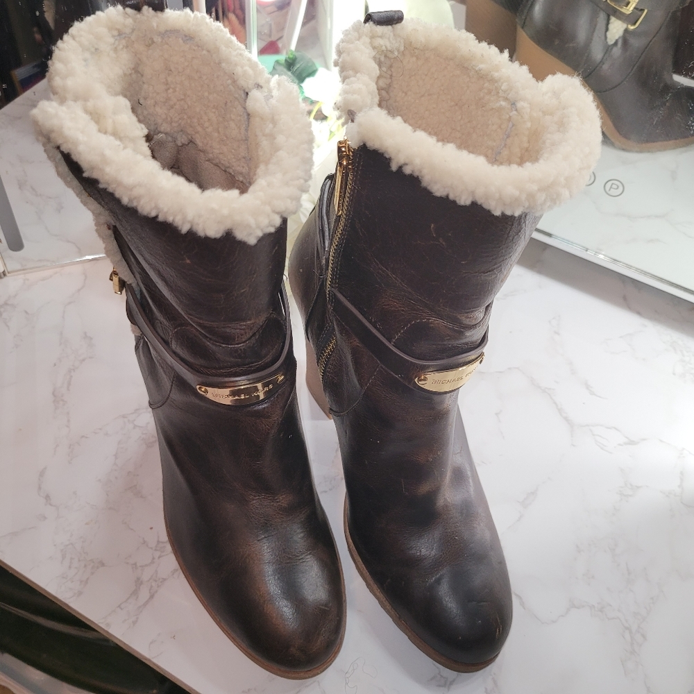 Dark brown rustic MK high ankle boot